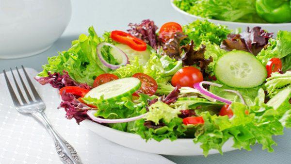Top 5 món salad cực ngon khi nấu tiệc chay tại nhà